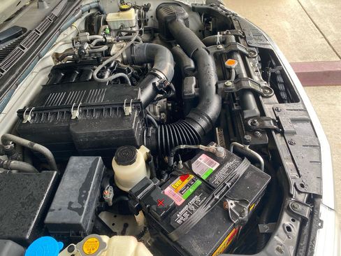 Used 2009 Nissan Frontier SE w/ Power Pkg RWD image 35