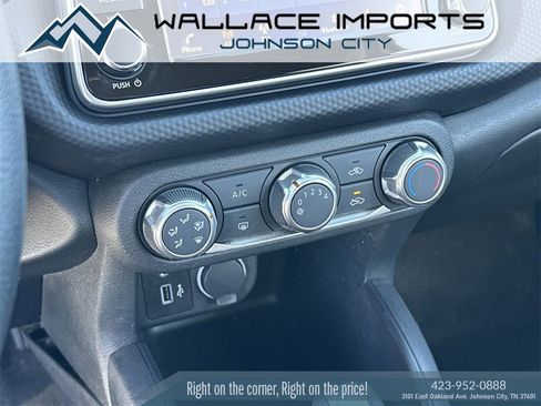 Used 2023 Nissan Kicks S image 25