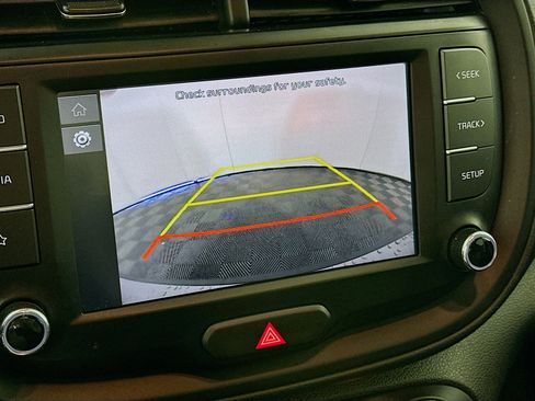 Used 2025 Kia Soul LX w/ LX Technology Package image 22