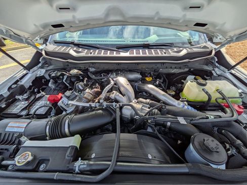 Certified 2026 Ford F250 Lariat w/ Black Appearance Package image 9