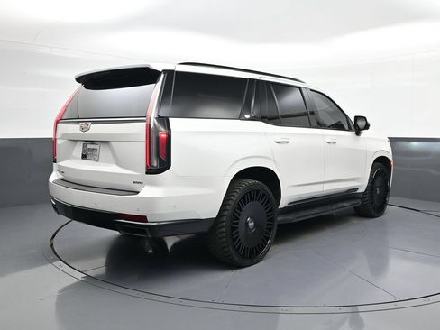 Used 2021 Cadillac Escalade Sport AWD/4WD image 7