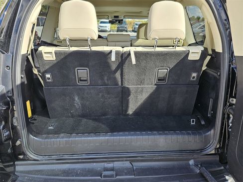 Used 2022 Lexus GX 460 Premium image 31