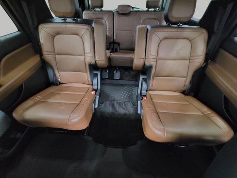 Used 2023 Lincoln Navigator Reserve AWD/4WD image 52