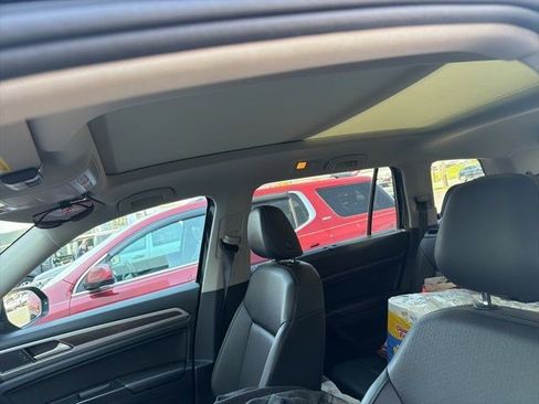 Used 2019 Volkswagen Atlas SEL image 8