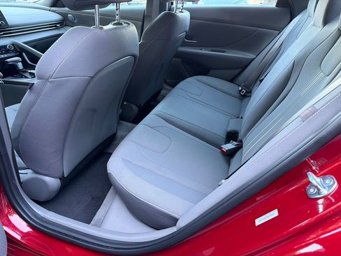 Used 2025 Hyundai Elantra Sport FWD image 20