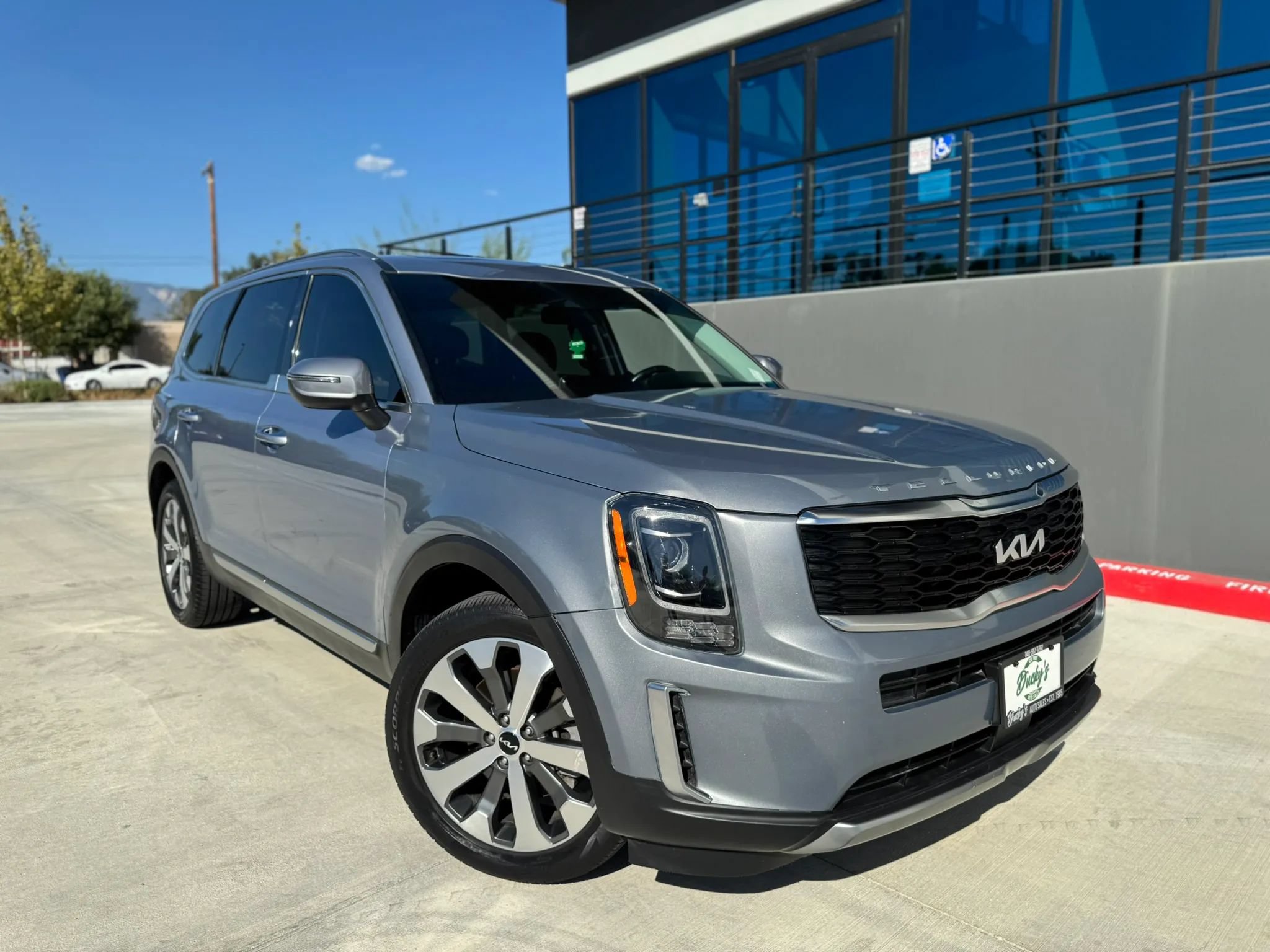 Used 2022 Kia Telluride S FWD image 6