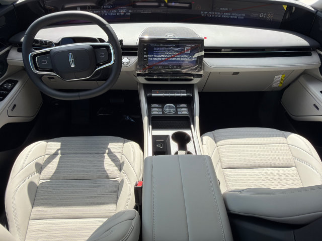 New 2026 Lincoln Nautilus Reserve AWD/4WD image 23