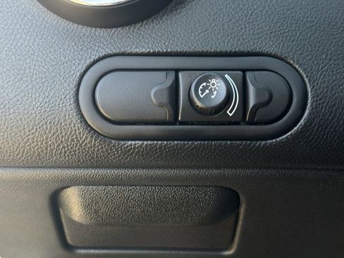 Used 2008 Pontiac G6 Value Leader image 19