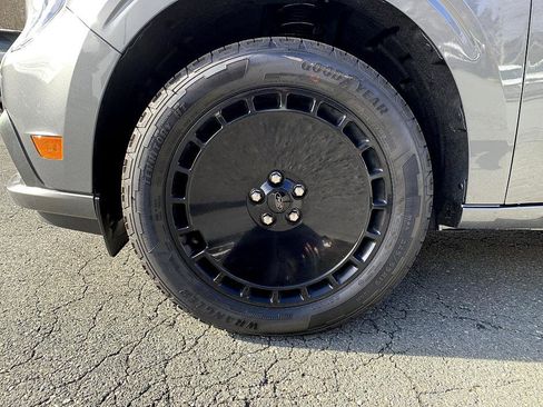 New 2026 Ford Maverick Lobo image 8