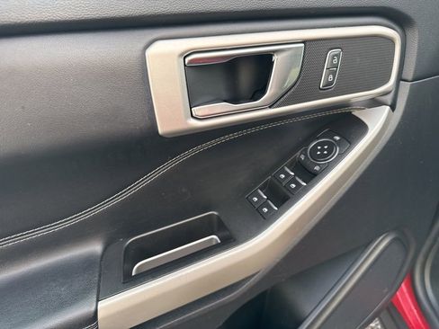 Used 2022 Ford Explorer XLT w/ Class IV Trailer Tow Package image 20