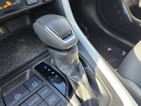 Used 2023 Toyota RAV4 XLE Premium image 36