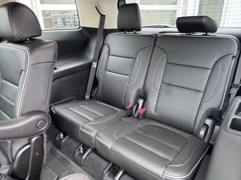 Used 2023 GMC Acadia Denali w/ Denali Ultimate Package image 25