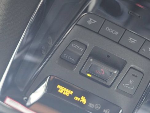 Used 2023 Toyota Venza Nightshade AWD/4WD image 37