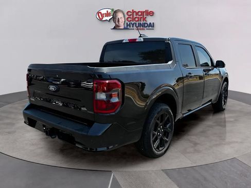 Used 2025 Ford Maverick Lobo AWD/4WD image 6