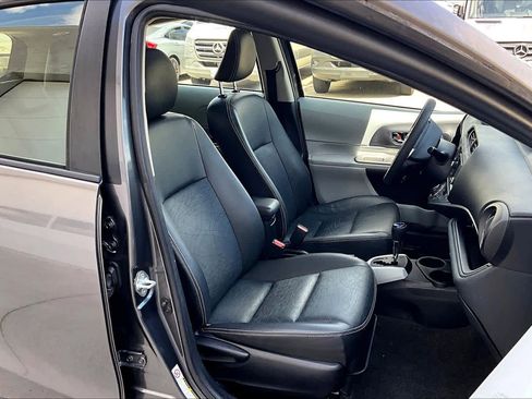 Used 2012 Toyota Prius C Four FWD image 8
