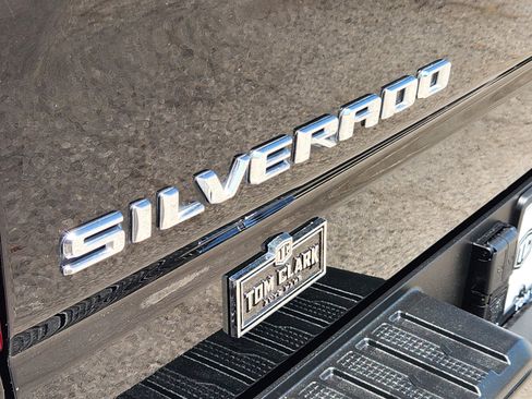 Used 2021 Chevrolet Silverado 1500 High Country w/ Technology Package AWD/4WD image 29