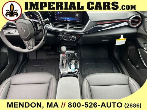 New 2026 Chevrolet Trax RS w/ Sunroof Package FWD image 19