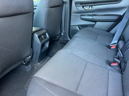 Used 2025 Honda CR-V LX image 12