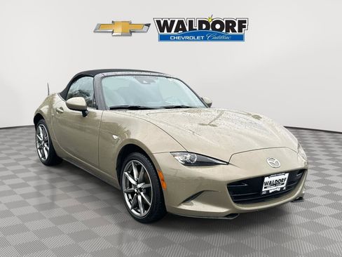 Used 2023 MAZDA MX-5 Miata Grand Touring image 1