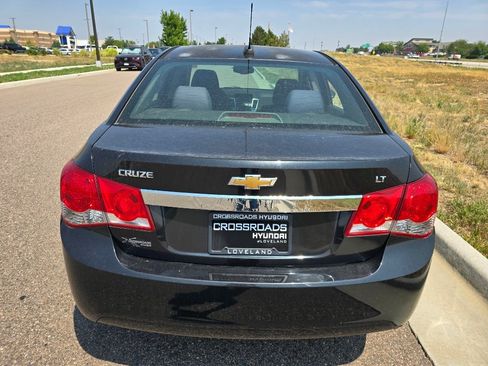 Used 2016 Chevrolet Cruze LT FWD image 4