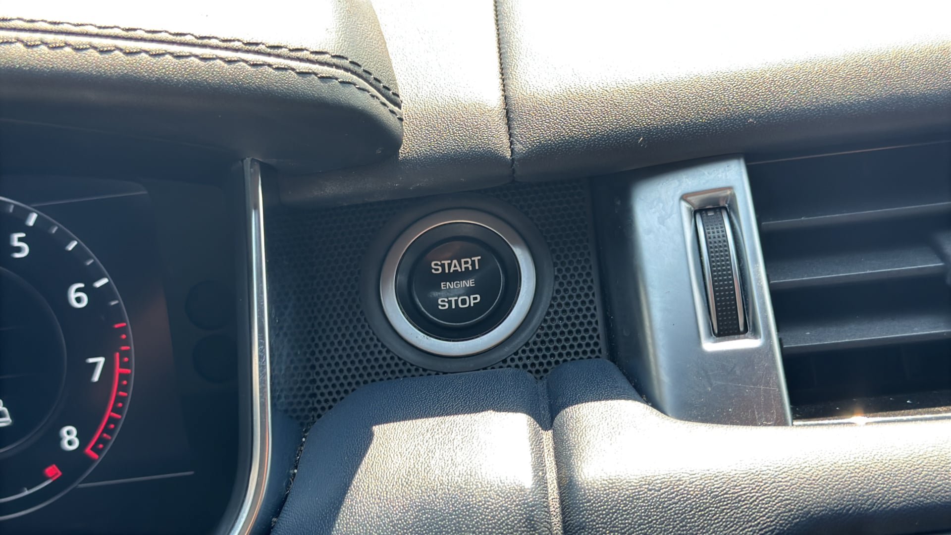 Used 2019 Land Rover Range Rover Sport Autobiography AWD/4WD image 24