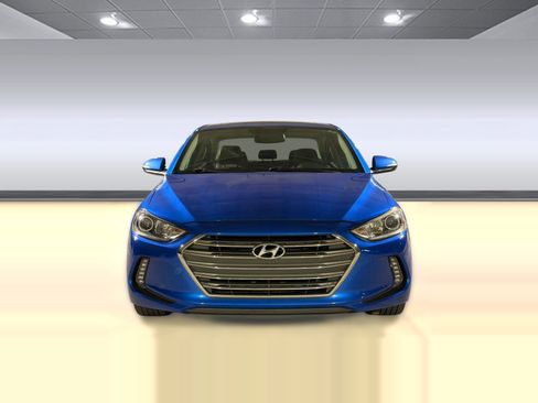 Used 2017 Hyundai Elantra Limited w/ Limited Tech Package 04 image 6