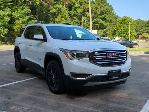 Used 2019 GMC Acadia SLT AWD/4WD image 3