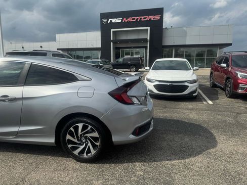 Used 2016 Honda Civic LX-P image 4