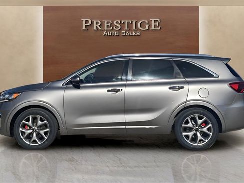 Used 2019 Kia Sorento SX image 2