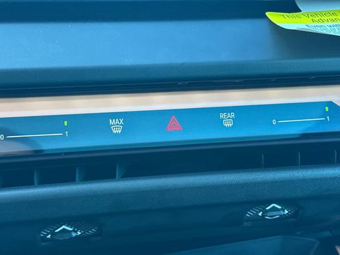 Used 2025 BMW X3 xDrive30i w/ Premium Package image 22