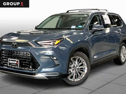 Used 2025 Toyota Grand Highlander AWD