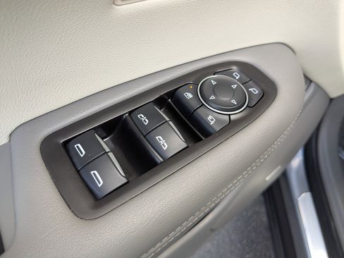 Used 2020 Cadillac XT6 Premium Luxury image 17