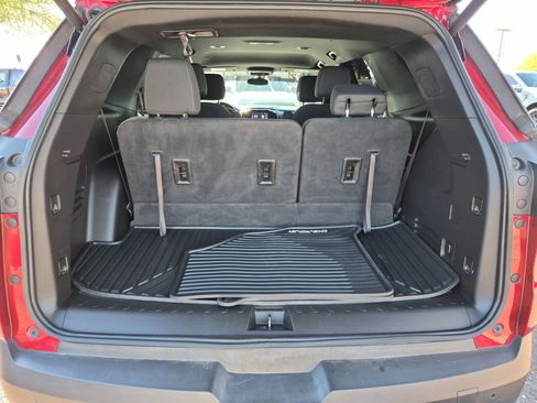 Used 2023 Chevrolet Traverse LT AWD/4WD image 7