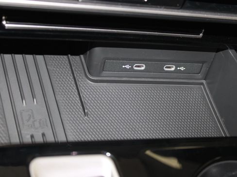 New 2026 Volkswagen Atlas Cross Sport SEL R-Line image 25