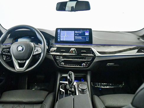 Certified 2023 BMW 530e 530e iPerformance w/ Premium Package image 15