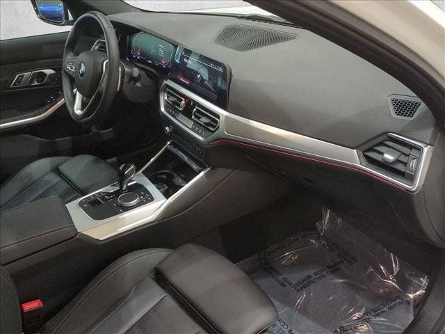Used 2022 BMW 330i xDrive Sedan w/ Premium Package 2 AWD/4WD image 23