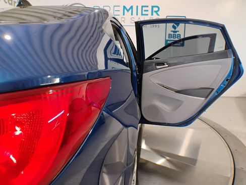 Used 2016 Hyundai Accent SE image 91