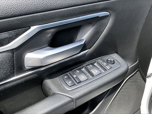 Used 2019 RAM 1500 Big Horn AWD/4WD image 37