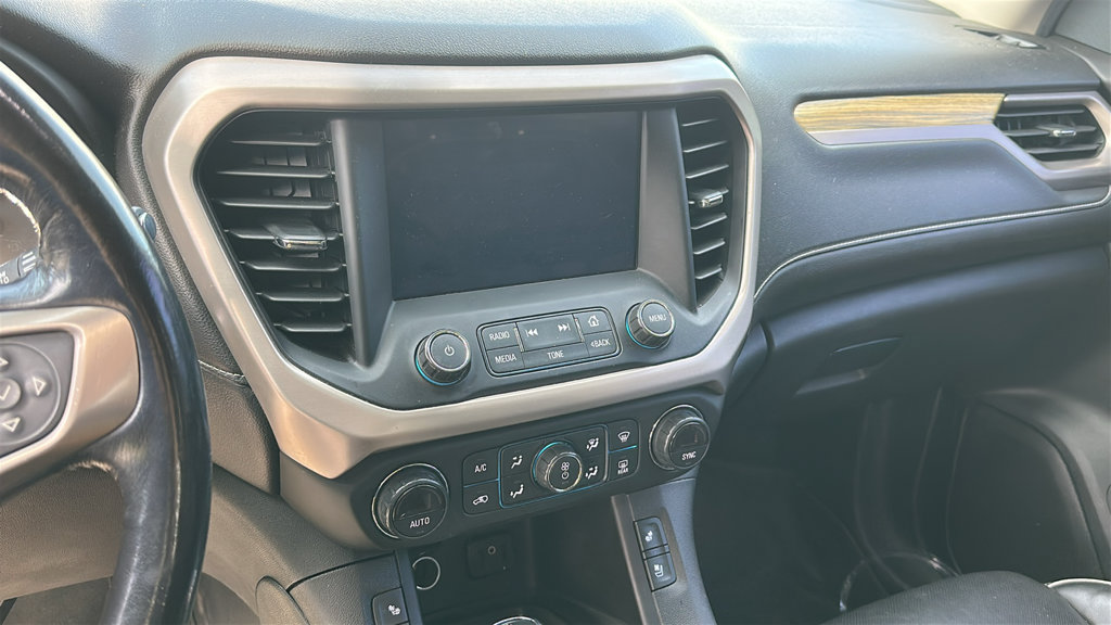 Used 2019 GMC Acadia Denali AWD/4WD image 8