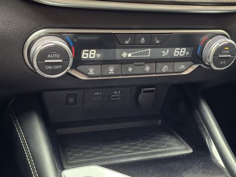 Certified 2025 Nissan Altima 2.5 SL AWD/4WD image 21