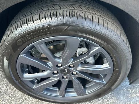 Used 2024 Chevrolet Equinox RS w/ LPO, Floor Liner Package image 13