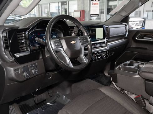 Used 2023 Chevrolet Silverado 1500 LT RWD image 18