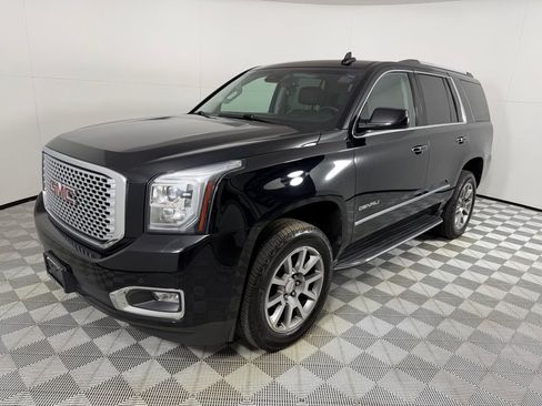 Used 2016 GMC Yukon Denali AWD/4WD image 9