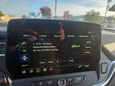 Used 2025 Chevrolet Blazer LT FWD image 16