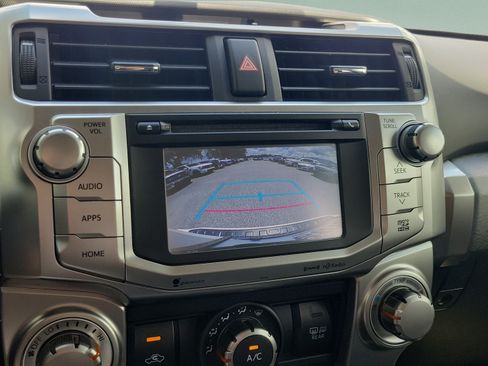 Used 2017 Toyota 4Runner SR5 Premium RWD image 28