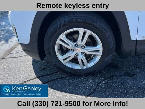 Used 2019 GMC Terrain SLE FWD image 16