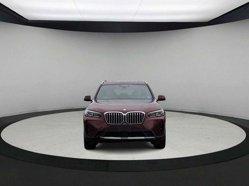Used 2024 BMW X3 xDrive30i w/ Premium Package AWD/4WD image 3