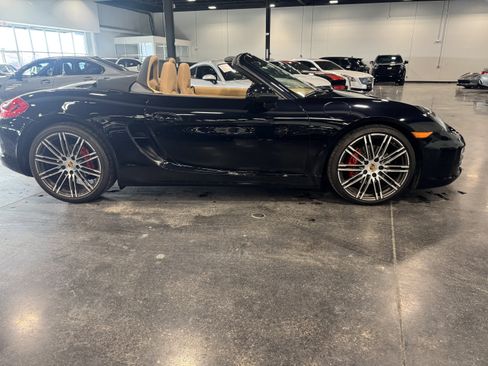 Used 2015 Porsche Boxster S image 2