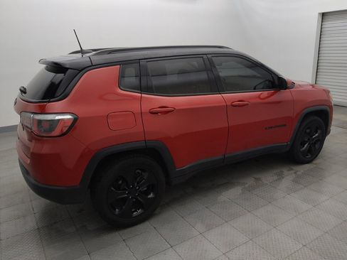 Used 2018 Jeep Compass Latitude w/ Popular Equipment Group FWD image 10