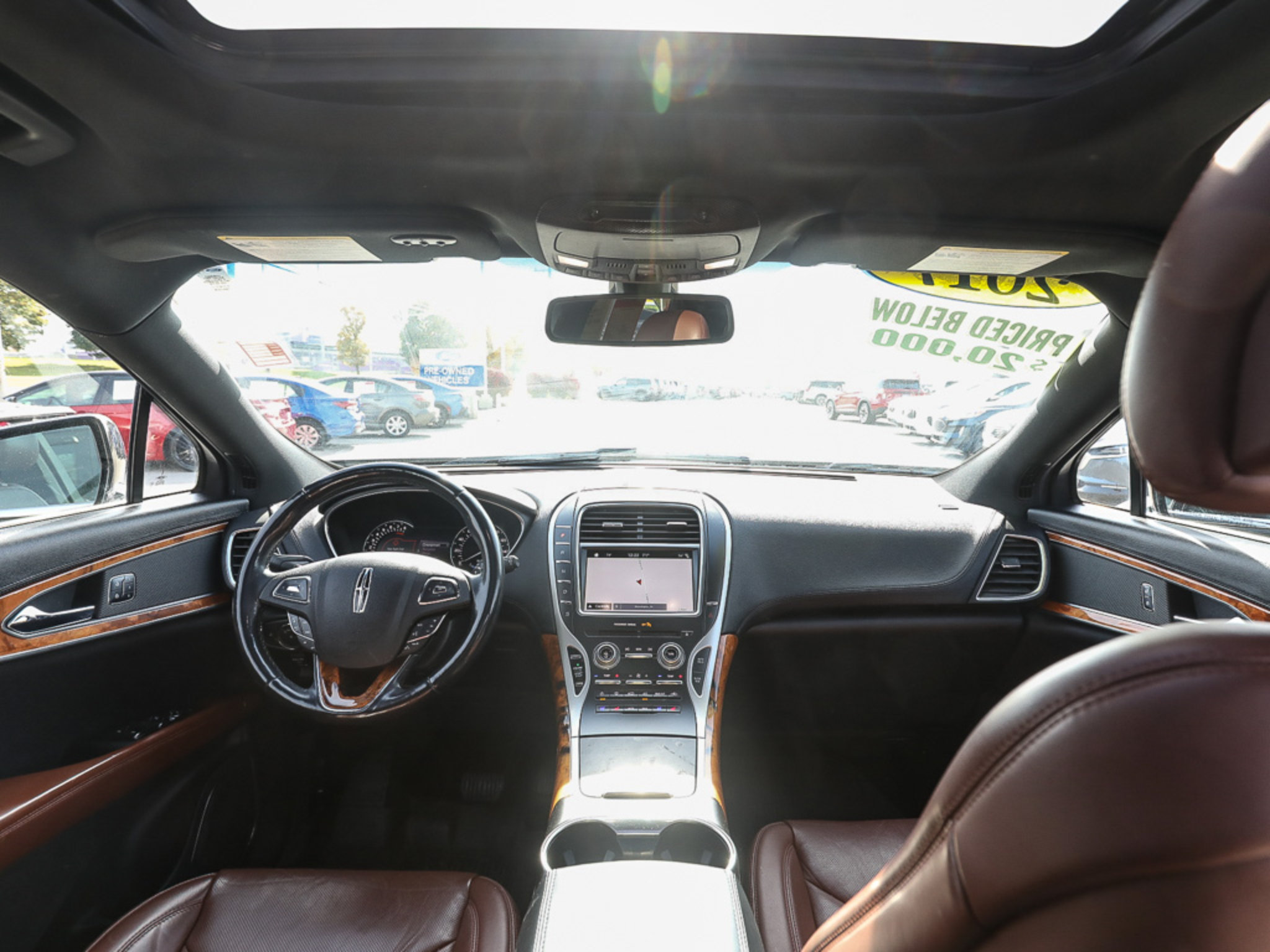 Used 2017 Lincoln MKX Reserve w/ Lincoln MKX Climate Package AWD/4WD image 25